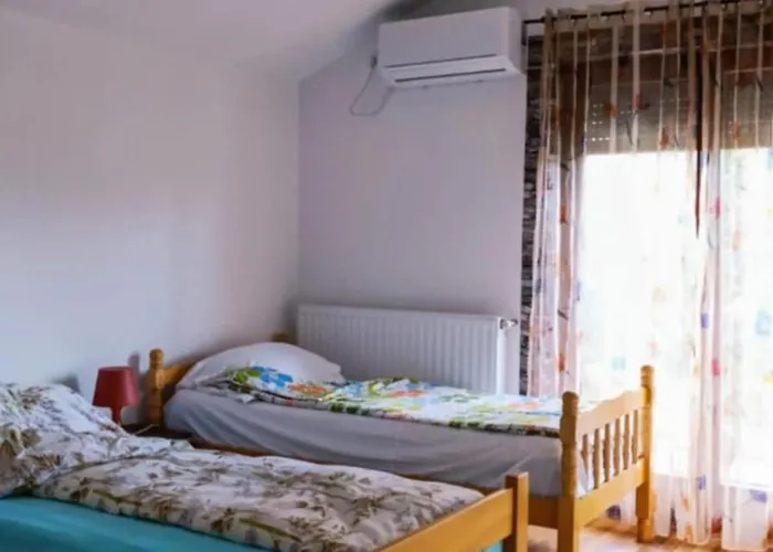 Vila Kuca Za Odmor V&e